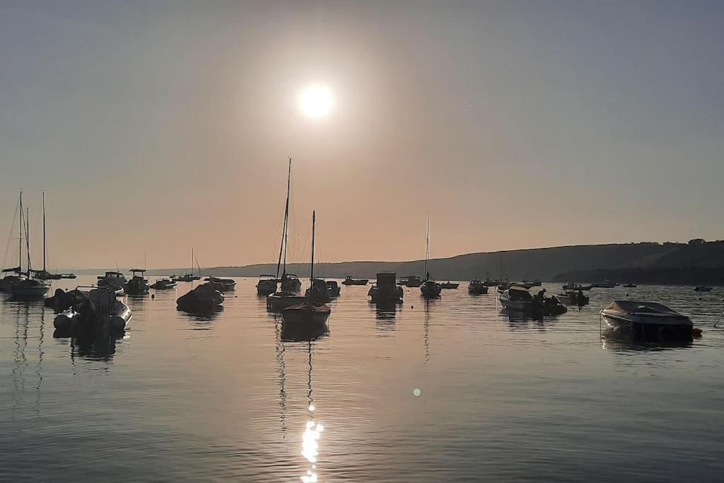 Arvonia Sleeps 7, Sea Views, Dog Friendly Βίλα New Quay  Εξωτερικό φωτογραφία
