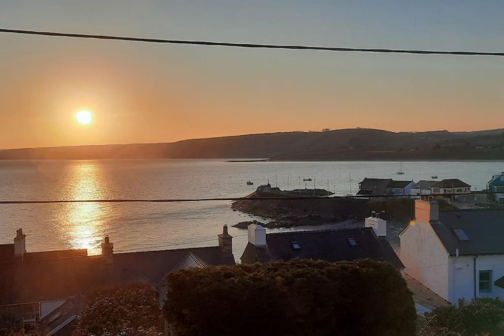Arvonia Sleeps 7, Sea Views, Dog Friendly Βίλα New Quay  Εξωτερικό φωτογραφία