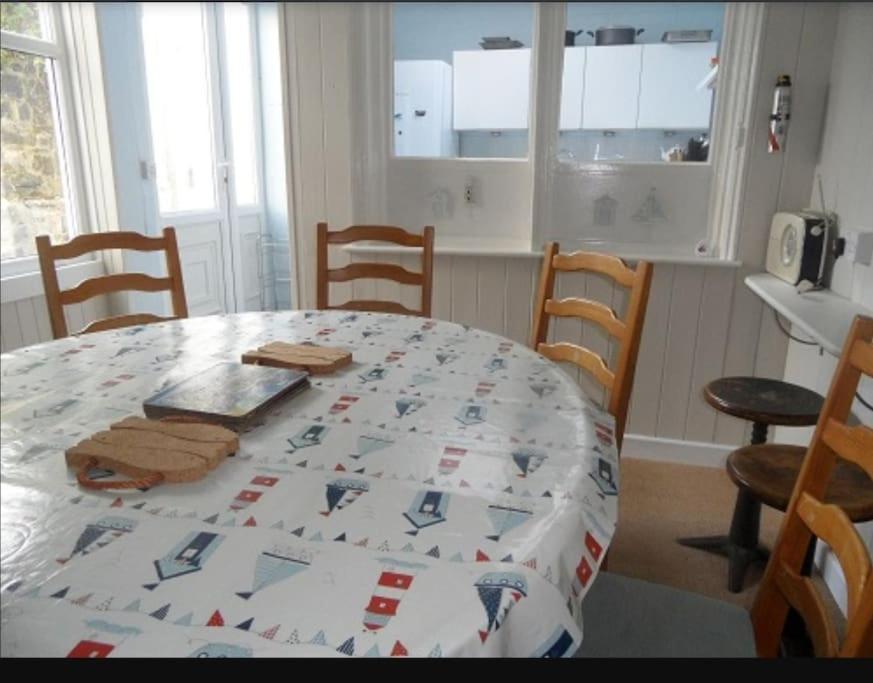 Arvonia Sleeps 7, Sea Views, Dog Friendly Βίλα New Quay  Εξωτερικό φωτογραφία