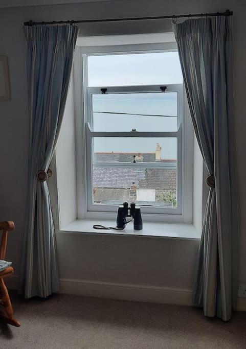 Arvonia Sleeps 7, Sea Views, Dog Friendly Βίλα New Quay  Εξωτερικό φωτογραφία